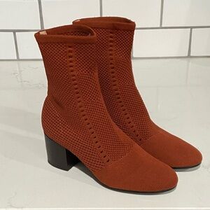 Eileen Fisher Choice Mesh-Knit Ankle Booties In Rust Women’s Size 6.5 New